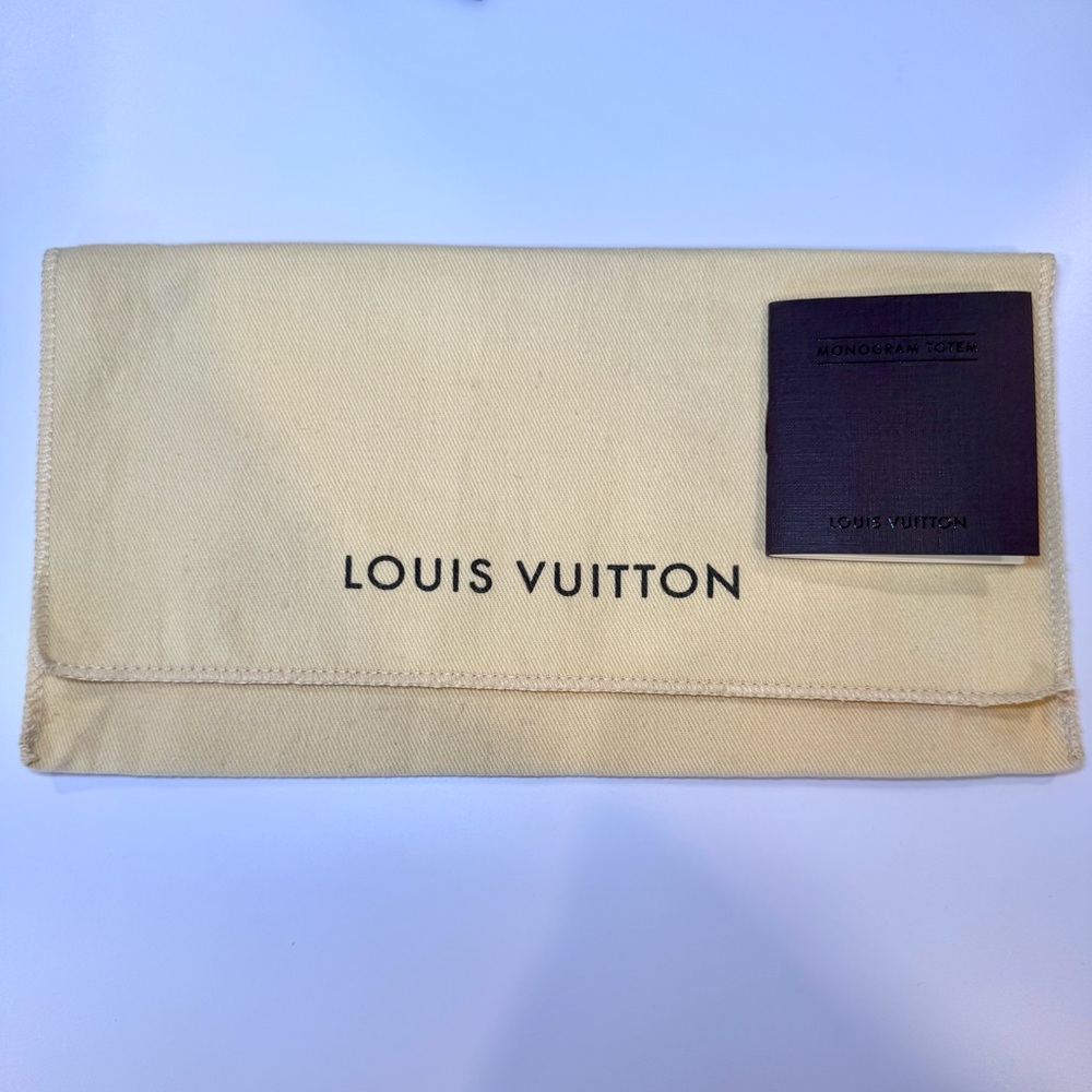 Rare Louis Vuitton Limited Edition Monogram Logo Totem Zippy Continental Wallet - Picture 14 of 14
